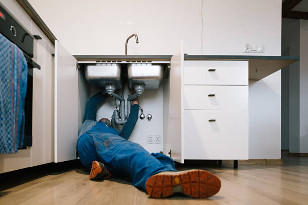 Professional Drain Cleaning technician working in Wonder Lake, IL